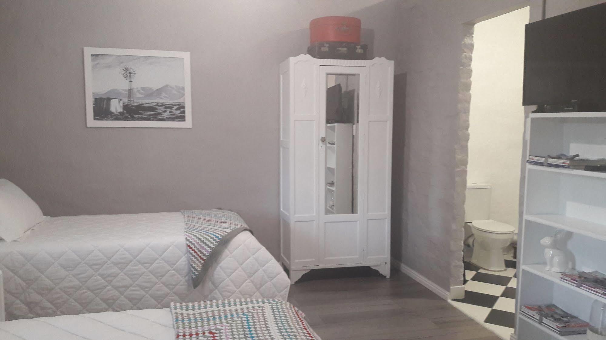 מלון Graaff-Reinet Rietjiesbos Self Catering מראה חיצוני תמונה